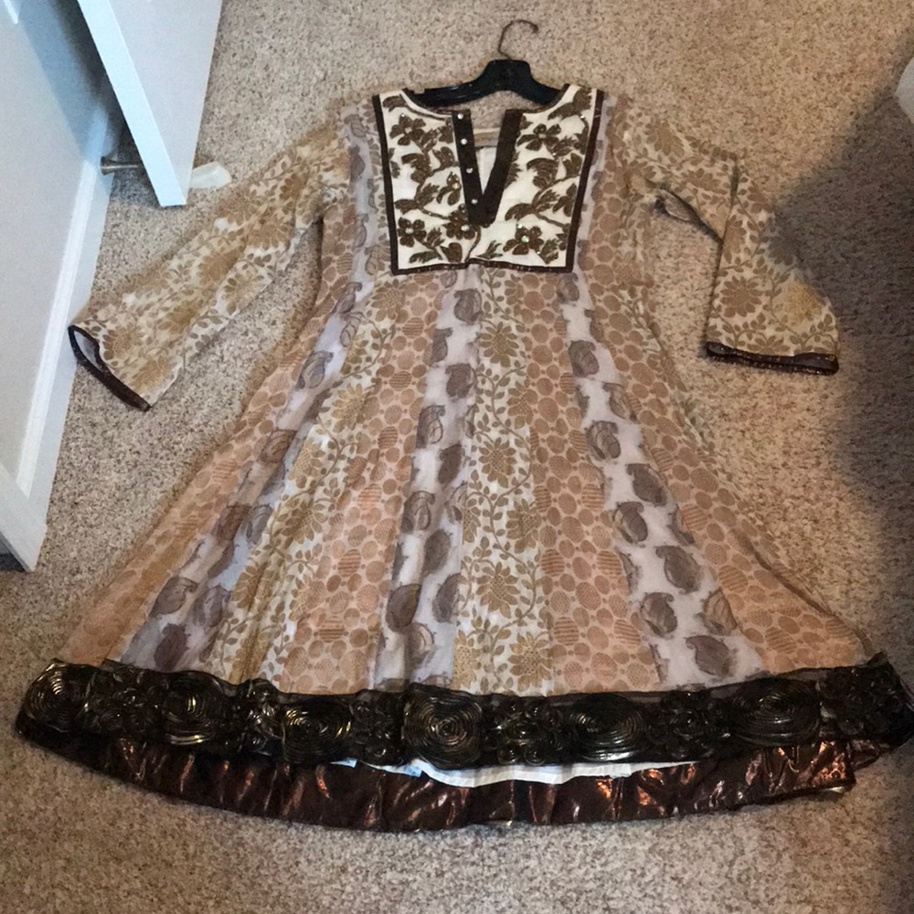 Payal Singhal Indian / Pakistani frock suit